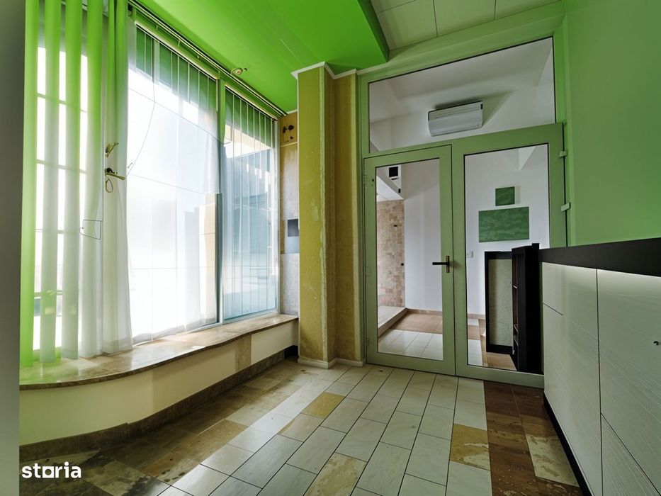 Spatiu comercial/ birouri ultracentral - Piata Gojdu, Oradea, INCHIRIE