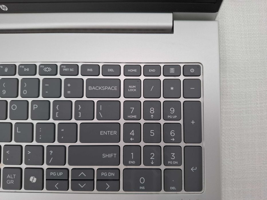 Лаптоп HP PROBOOK 16'3 инча Intel Ultra 5 125U - КАТО НОВ!