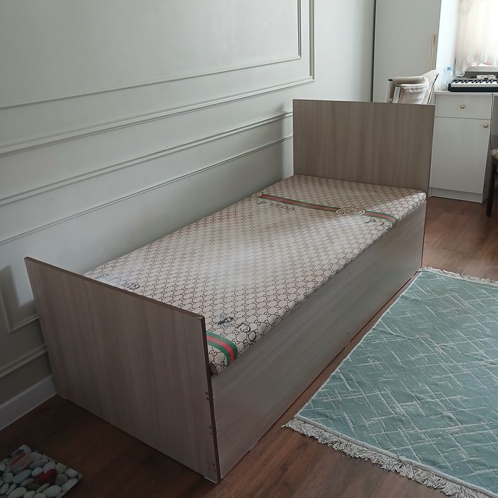 детиски кровать сатылады.