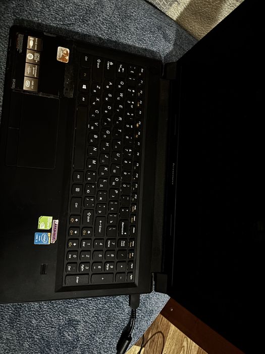 ноутбук lenovo.