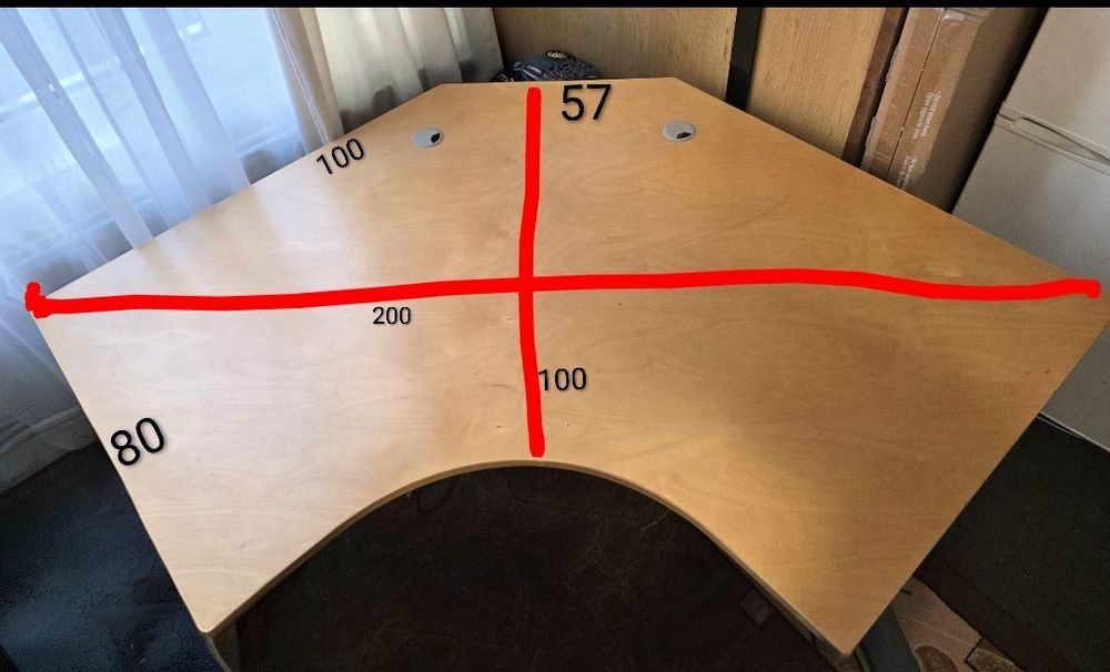 Масивно асиметрично (ъглово) бюро с механизъм Kinnarps