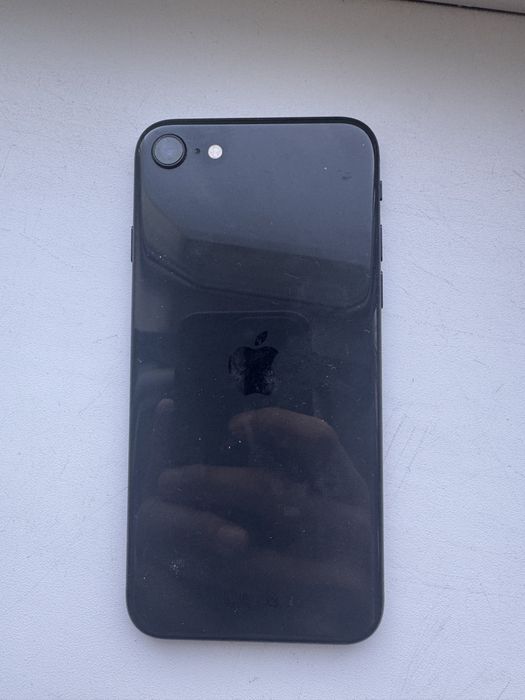 Iphone SE продаю 2020