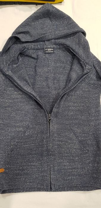 Жилетка Waikiki и пуловерче  Zara 7-8г.