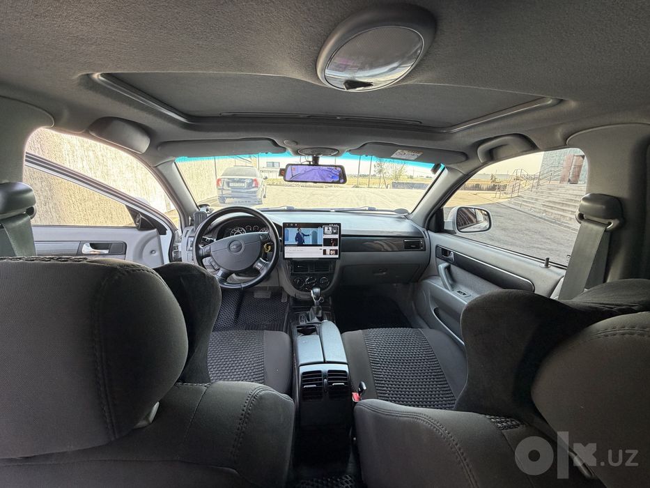 chevrolet Gentra AT
