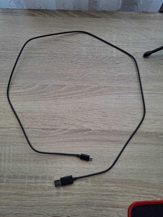 Tableta grafică One by Wacom, Medium, Red