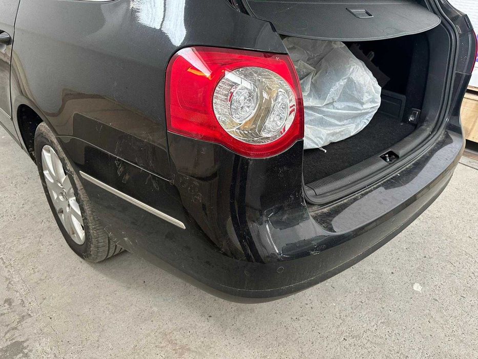 Bara spate vw passat b6 break negru LC9X cu senzori parcare si crom
