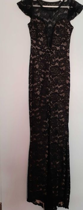 Rochie lunga crem cu dantela neagra, marimea 34