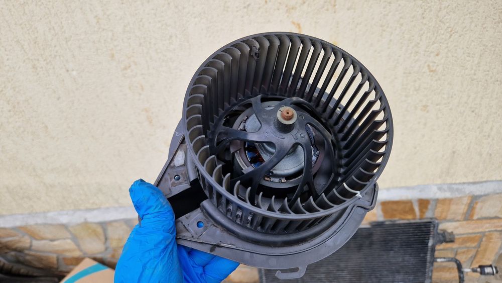 Ауди А4 1996 1.8 на части