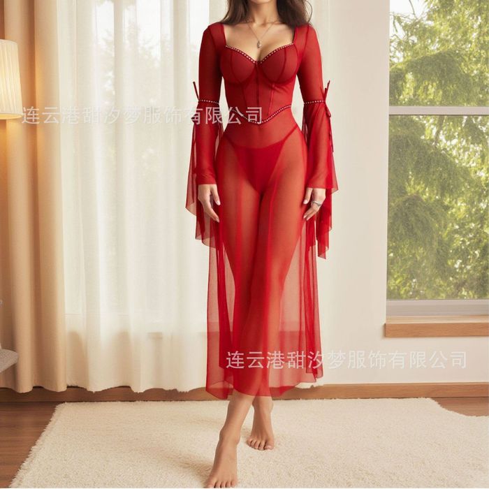 Juda chiroyli pinivar