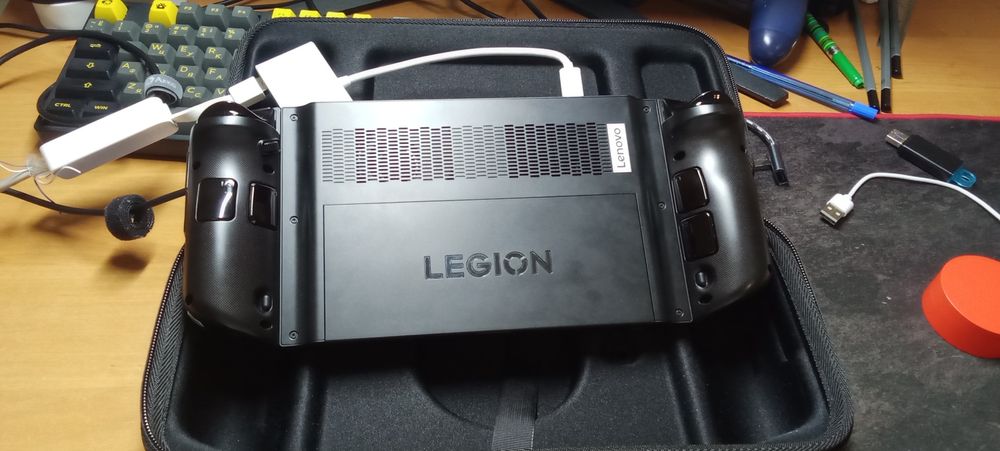 Продам Lenovo Legion Go