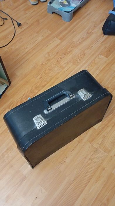 Mașina de cusut electrică CHAIKA