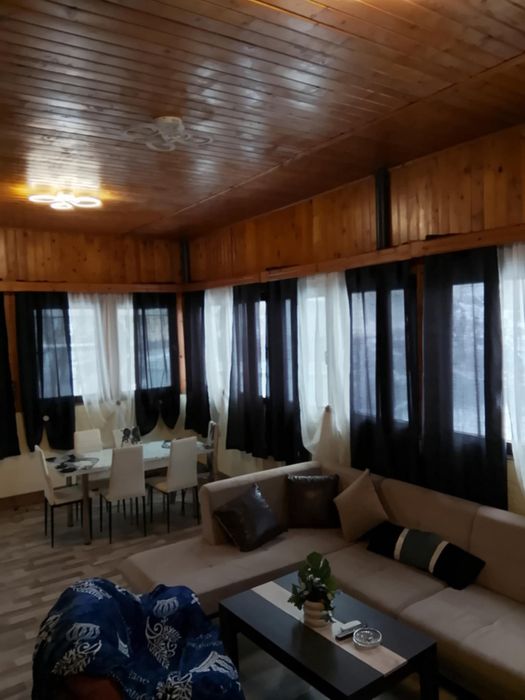 Ofer casa spre inchiriere OFERTA!!!