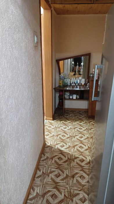 Продам 2 ком. квар.  20 мкр