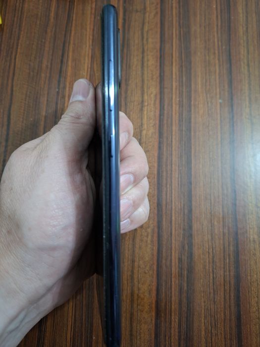 Продаётся Samsung A51 смартфон