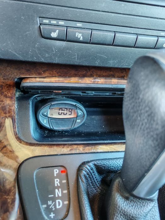 Bmw seria 3 e90 320d automat 163cp