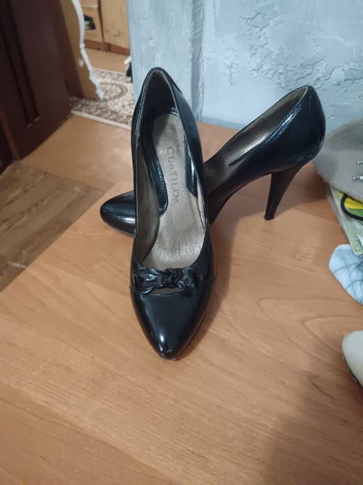 Расспродажа туфель. Разные размеры.