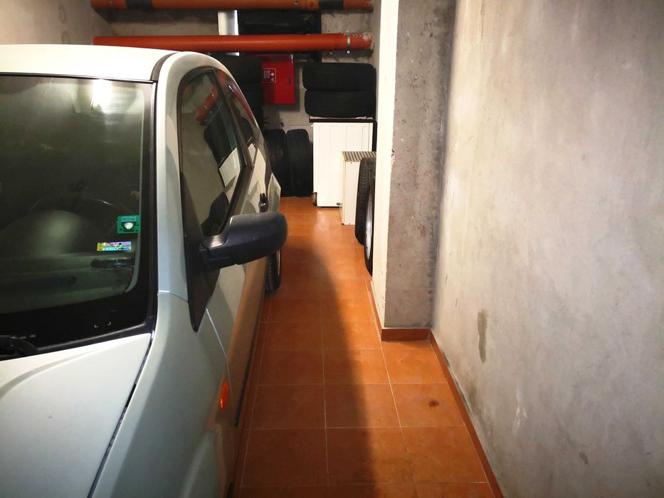 Дава се под наем Гараж / Паркомясто в Русе, Мальовица - 20 кв.м за 86.7 € - Снимка #6