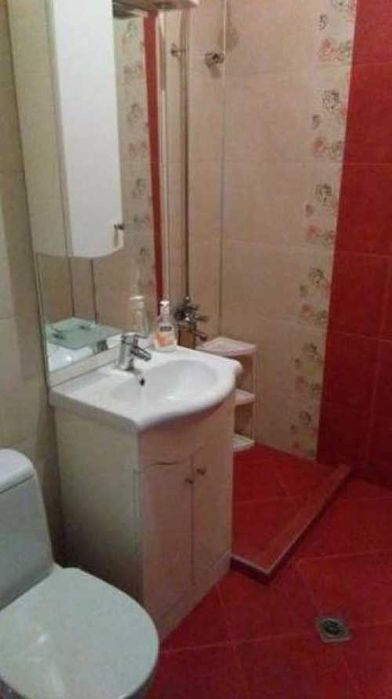 Дава се под наем Двустаен апартамент в София, Студентски град - 75 кв.м за 348.84 € - Снимка #2