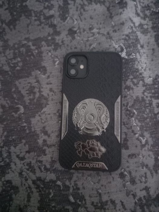 Продам телефон аифон 11