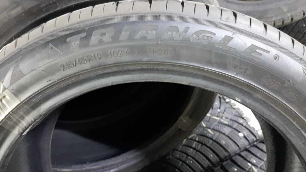 Летняя резина 245/45/19 Triangle