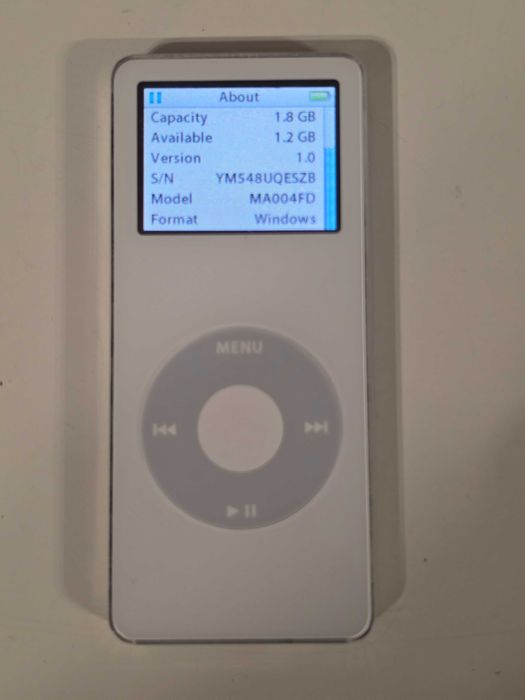 Apple iPod Nano 2GB MA004FD Baterie noua
