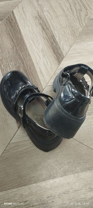 Туфли школьные черные лакированные на девочку