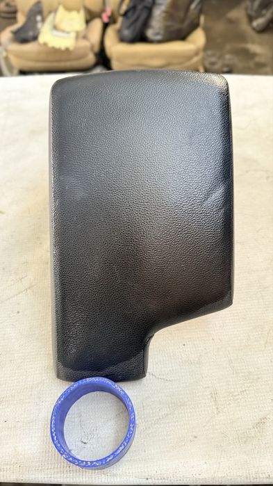 Подлакътник за БМВ 3 Серия Е90 Е91