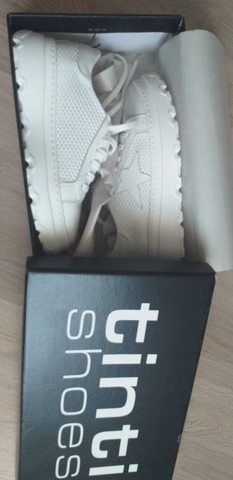 Чисто нови, български, намалени на 80 лв.