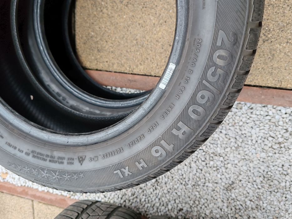 Vând cauciucuri 205/60/16 M+S seturi de câte 2 buc imp Germania