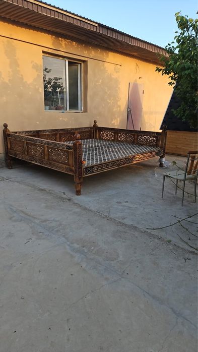 Тапчан для дачи или дома