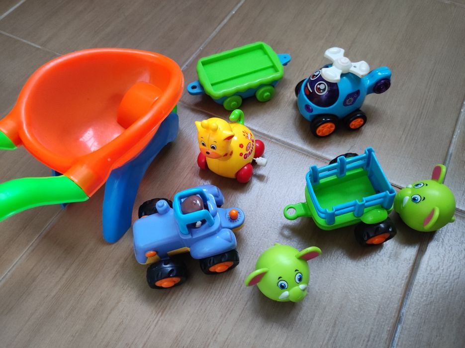 Игрушки детские разные