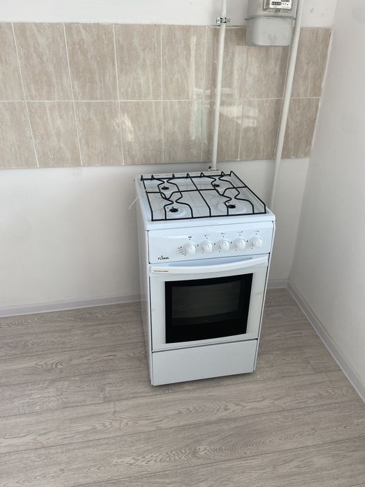 Газ плита новая.