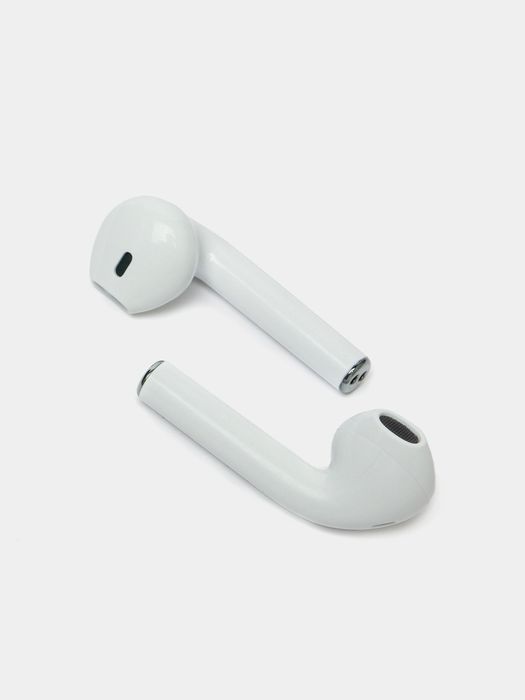 airpods 2.2 dubai