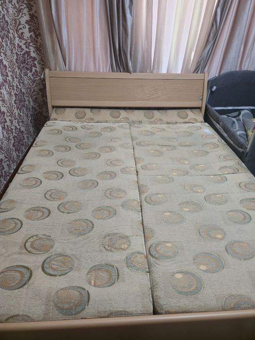 Продаётся 2 спальная кровать