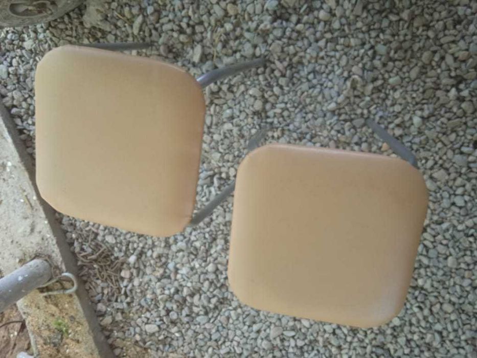 стул почти новый