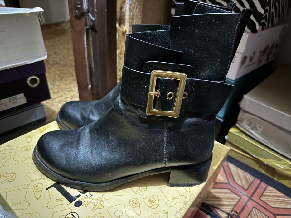 Продам обувь осеннюю