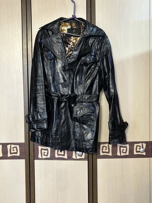 Куртка лаковая кожа