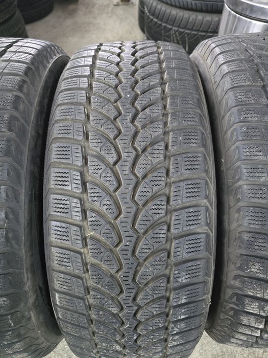 4 Броя 225/60/17 Bridgestone 2x6,5mm 2x6mm