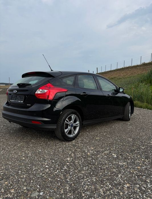 Vând Ford Focus 3