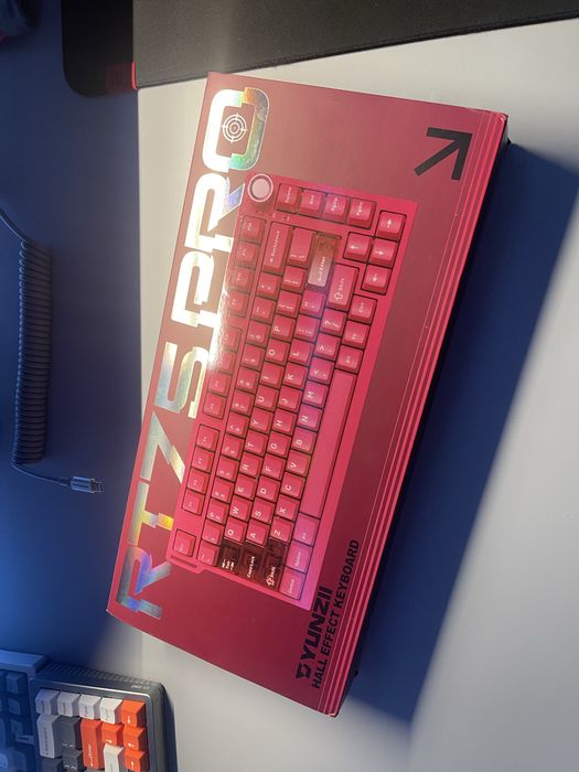 Tastatura mecanica HE Yunzii RT75 PRO roz/negru