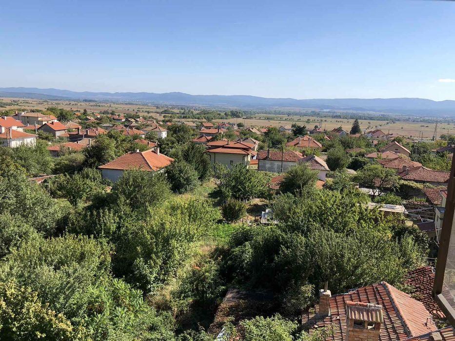 Хотел с ресторант и магазин за сувенири