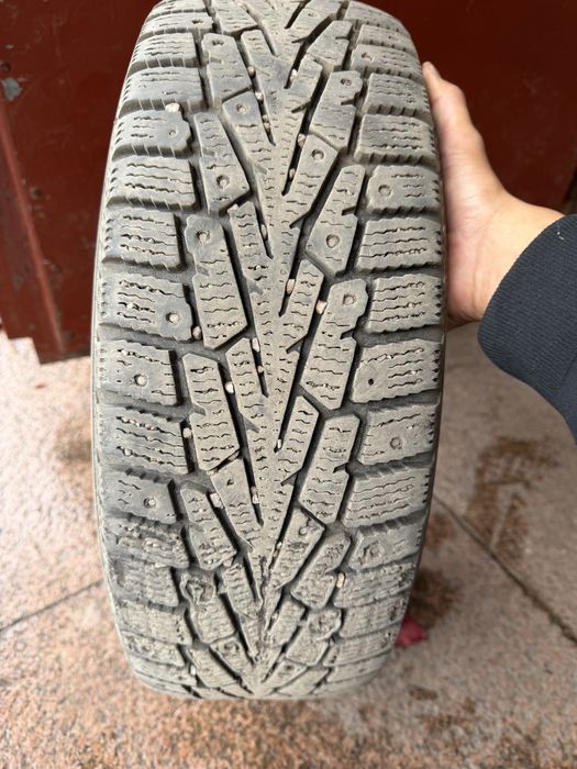 Комплект зимней резины 185/60 R 14