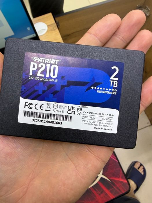 Продам SSD 2 TB супер быстрая