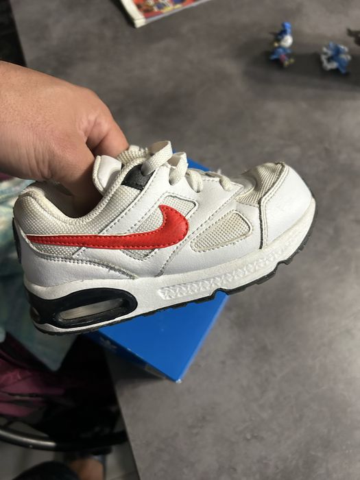 Vand adidasi copii (Adidas Nike Air Jordan)