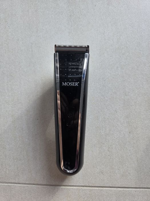 Aparat de tuns cu baterie Moser Lithium Pro 1902