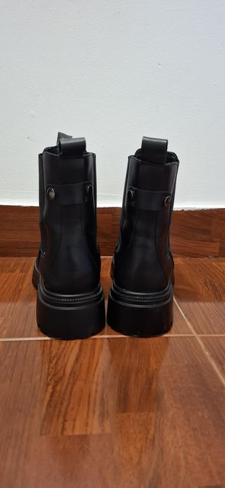 Ghete de dama din piele nr 39