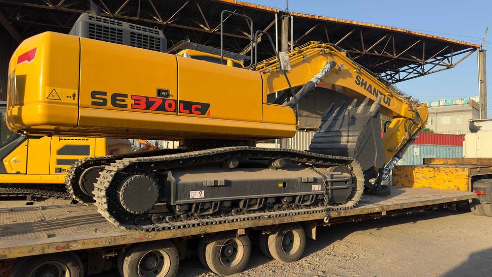 Гусеничный экскаватор SHANTUI SE370LC  220,236 1,  1,2  1,4  2куб  бор