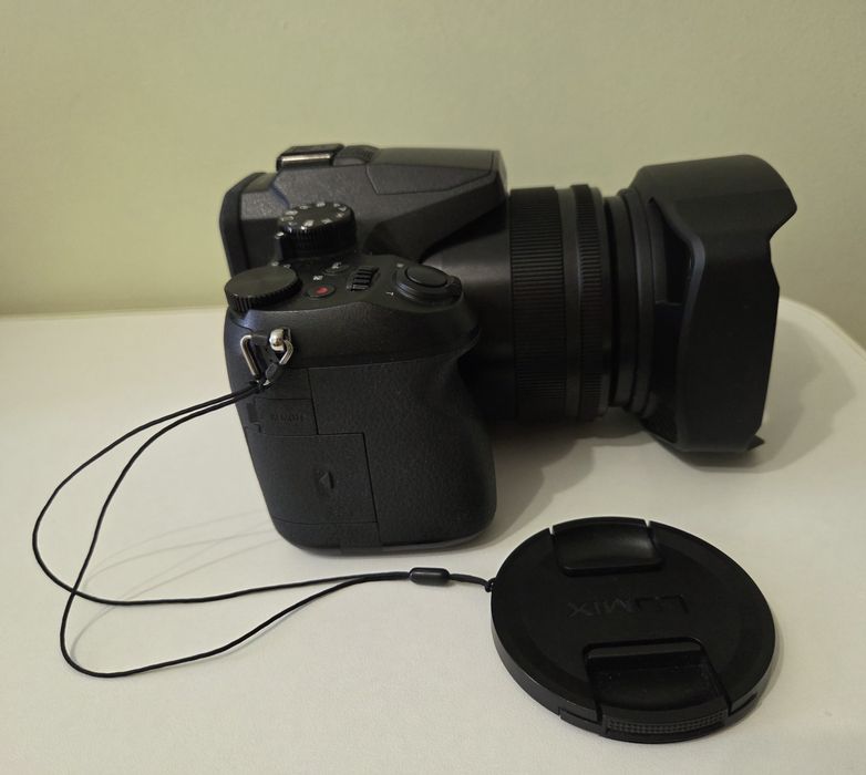 Фотоаппарат Panasonic Lumix DMC-FZ2500
