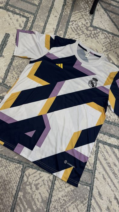 Футболка adidas L