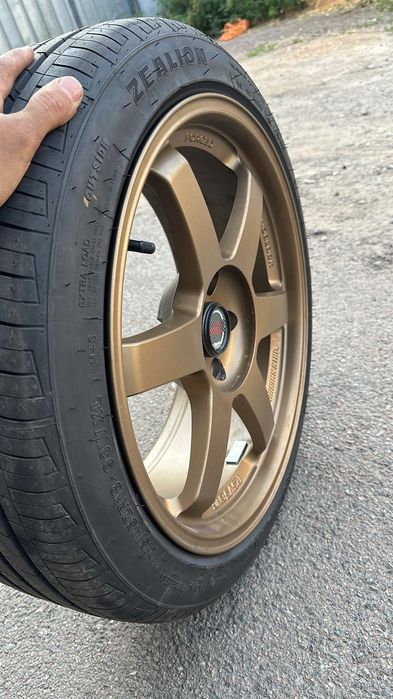 Продам резину с дисками.